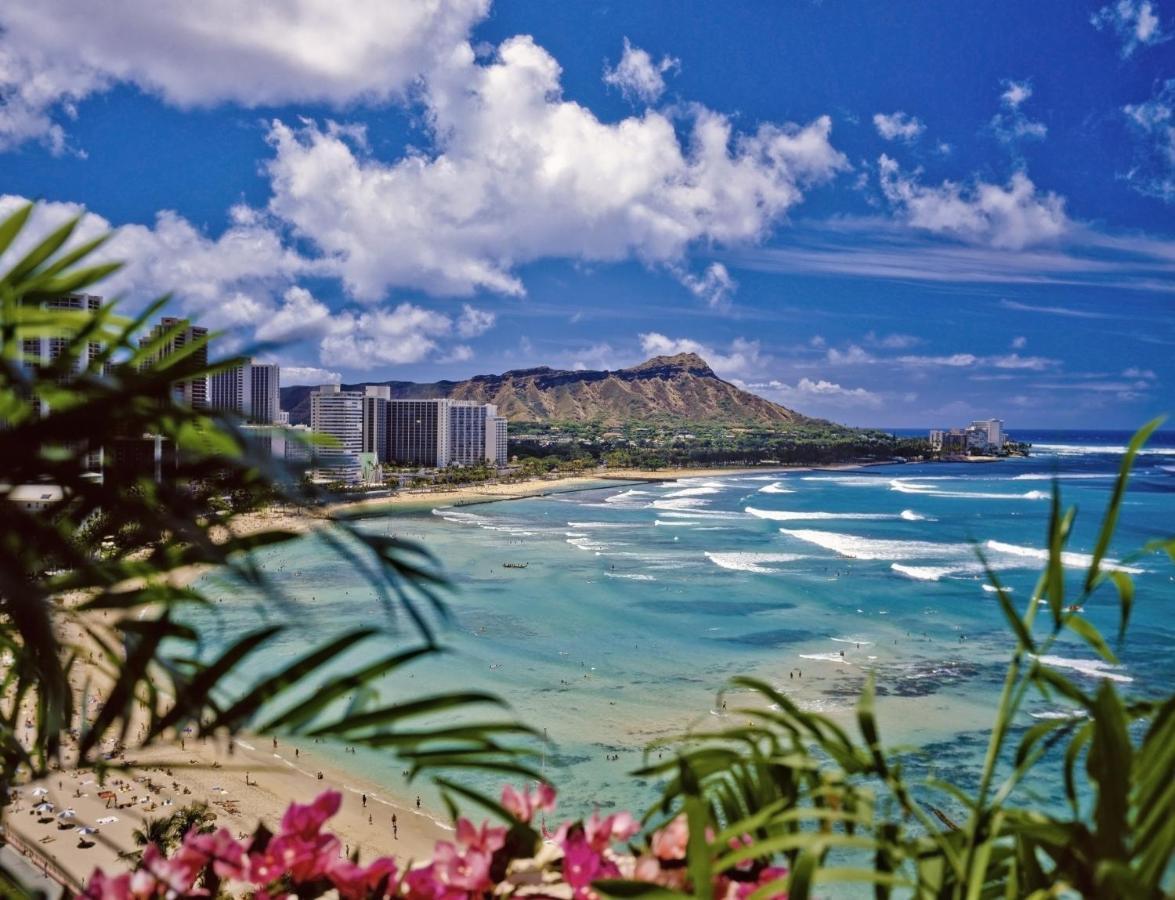 Апартаменты Aqua Palms Waikiki Ocean View Lanai Parking Included Гонолулу Экстерьер фото