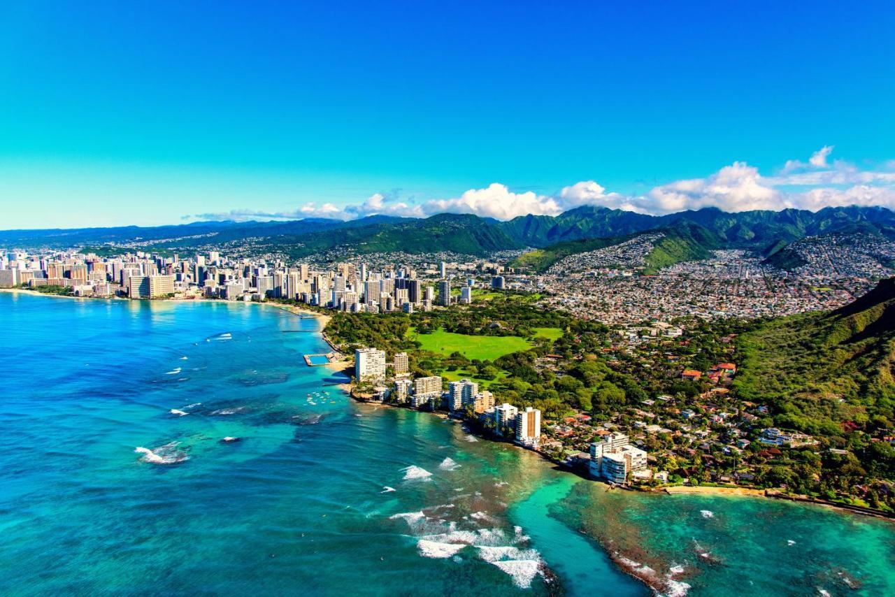 Апартаменты Aqua Palms Waikiki Ocean View Lanai Parking Included Гонолулу Экстерьер фото